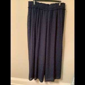 I.N. Studio Navy blue gauzy lined slacks, size large with 2 1/2” wide waistband.